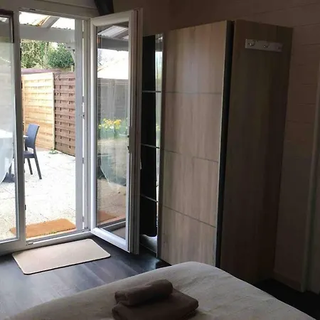 Maisonnette De 2 Personnes Сasa de vacaciones *